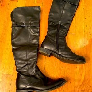 Super Cute Knee-high riding boots!